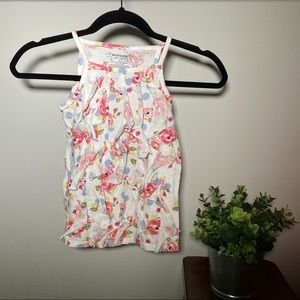 🪴3/$15 ruffle tank with blue and red flowers